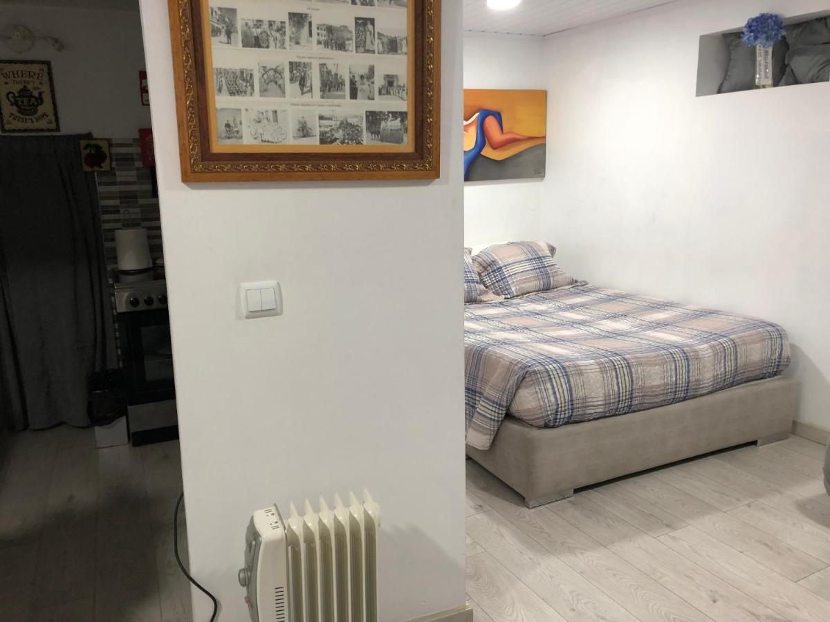 Pe Do Castelo Casinha - Pet Friendly & Garage Villa โตมาร์ ภายนอก รูปภาพ