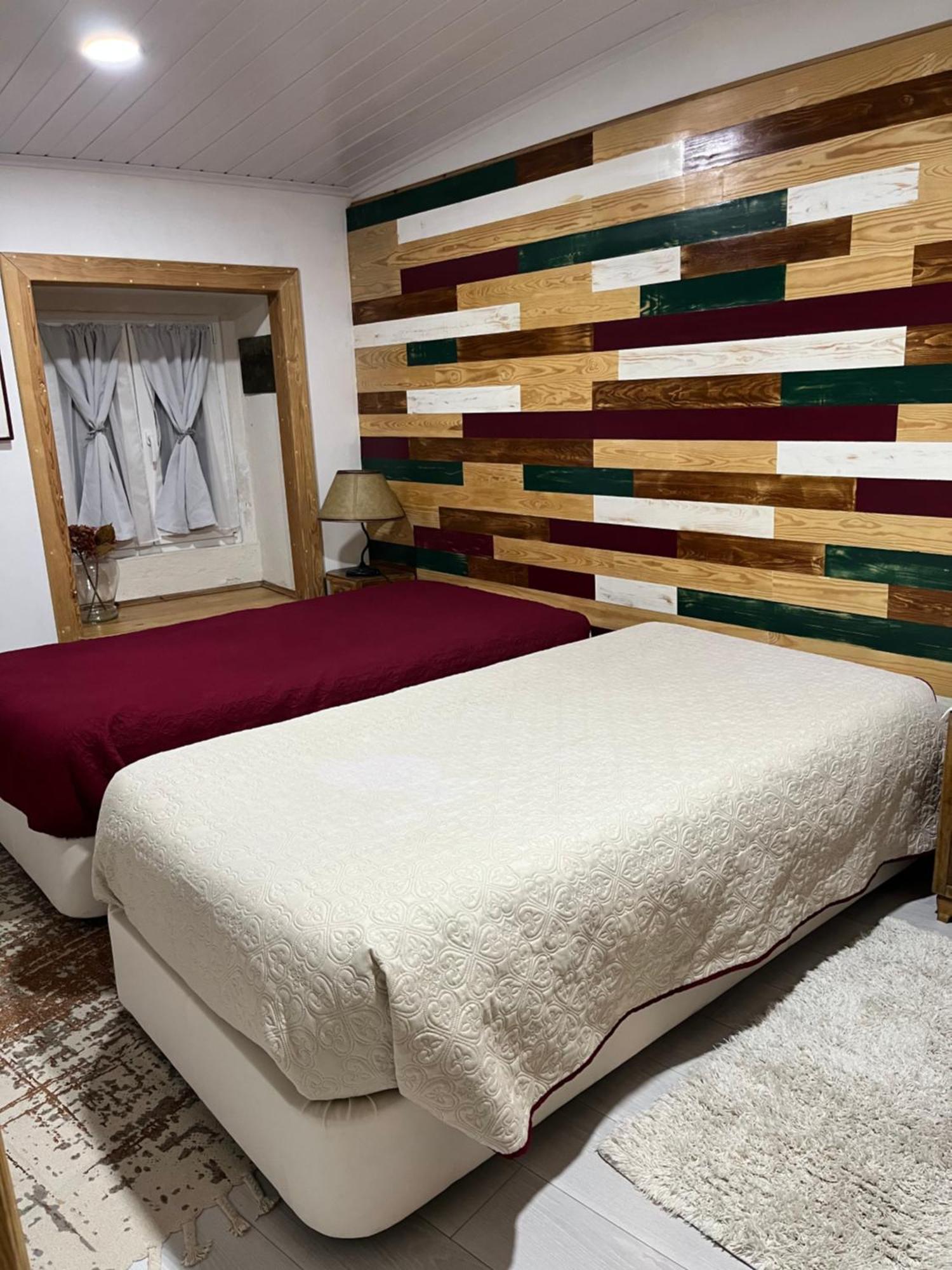 Pe Do Castelo Casinha - Pet Friendly & Garage Villa โตมาร์ ภายนอก รูปภาพ